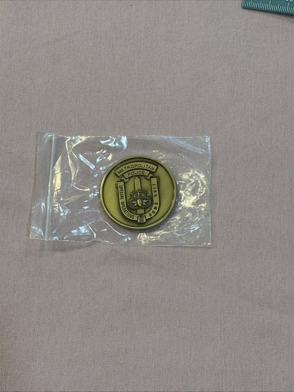 CHALLENGE COIN - DC Metro Police, Bomb Squad, Hazardous Duty, 1.6” 2Side ~2006 gallery