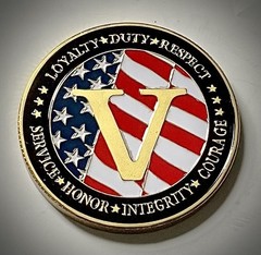 US Army Veterans Challenge Coin-Gold Colored-US Flag-Collectors