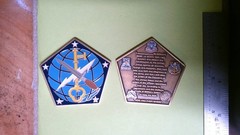 CHALLENGE COIN MILITARY INTELLIGENCE OATH OF ENLISTMENT PENTAGON SHAPED