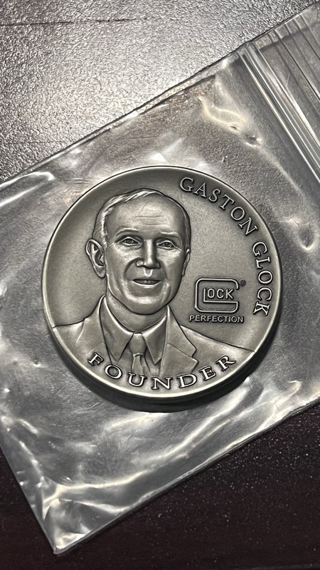 UNCIRCULATED GASTON GLOCK FOUNDER CHALLENGE COIN 17 19 22 23 42 43 44 47 RIP gallery
