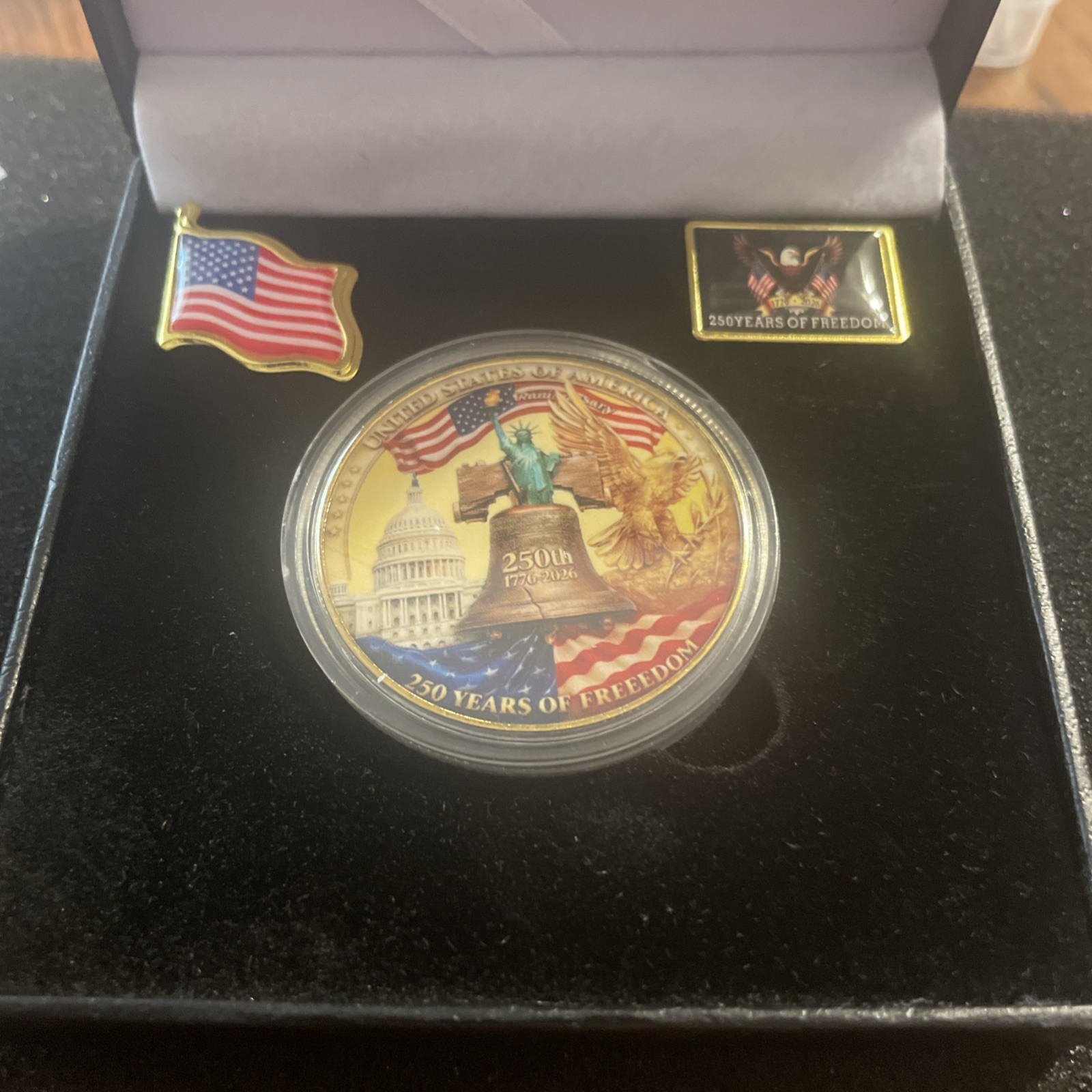 United States 250 Anniversary Challenger Coin Commemorative Collectible 1-pc gallery