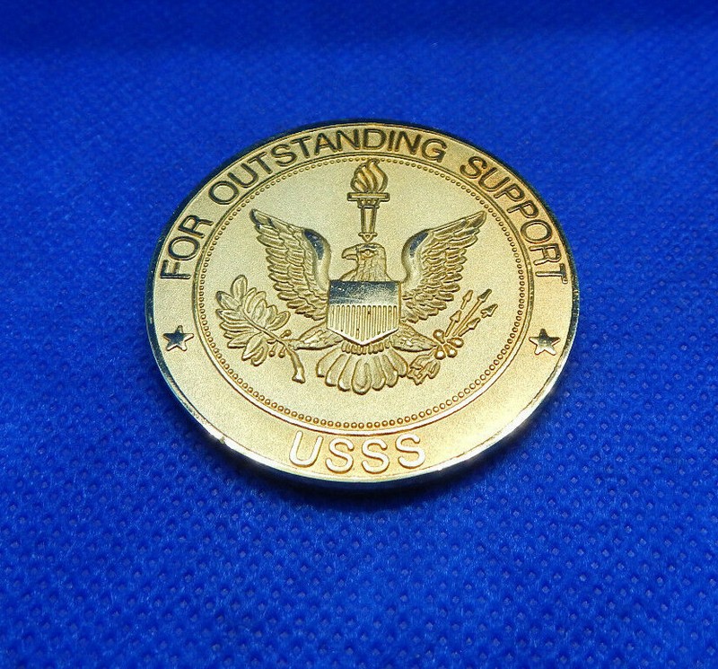 US SECRET SERVICE AWARDED FOR OUTSTANDING SUPPORT LOUISVILLE ~ 1 5/8" COIN gallery