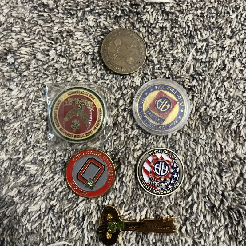 Iraqi Military Challenge Coin Lot Of 19 gallery