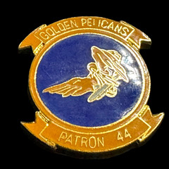 Vtg US Navy Golden Pelicans VP-44 Patrol Squadron Challenge Coin Token Enamel