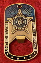 US SECRET SERVICE CHALLENGE COIN – DOG TAG BOTTLE OPENER