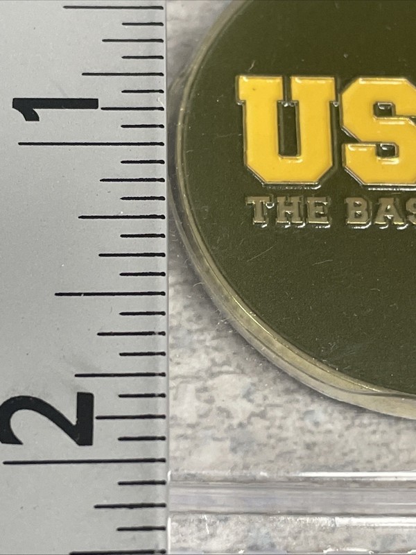 Coin - USMC Green - The Basic School - New In Case - Licensed gallery