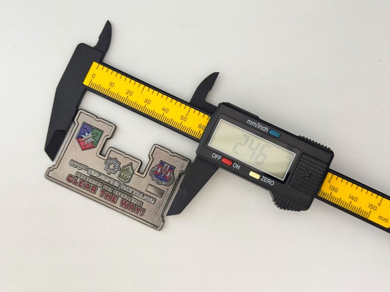 878th Engineer Battalion Castle Shaped Clear The Way Challenge Coin J#19 gallery