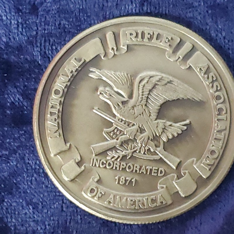 2 NRA NATIONAL RIFLE ASSOCIATION Coin Token CLASSIC COLLECTOR'S SERIES Big Game gallery
