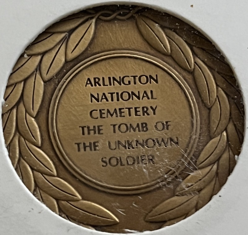TOMB OF THE UNKNOWN SOLDIER ARLINGTON ARMY CHALLENGE COIN 1996 BRONZE 1.5" New! gallery