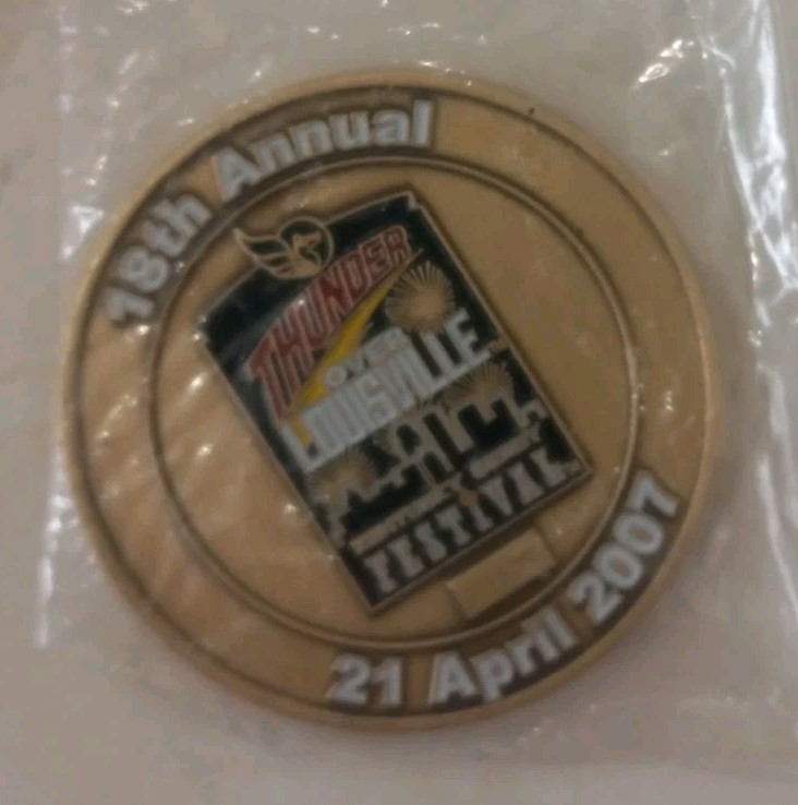 Kentucky Derby Festival Thunder Over Louisville Challenge Coin 21 April 2007 gallery