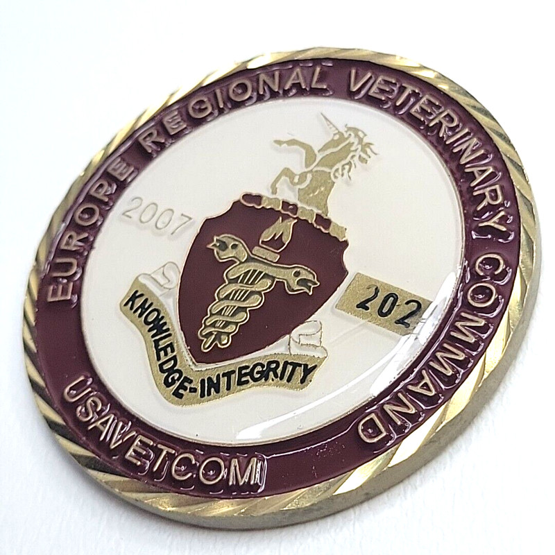 VS HQ 30th Medical Brigade Europe Regional Veterinary Command Challenge Coin gallery