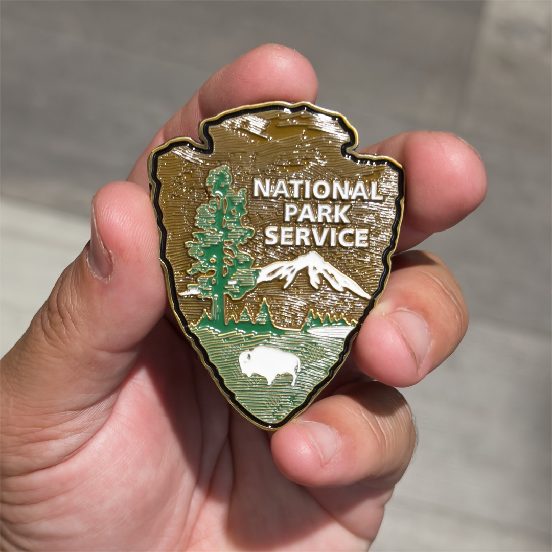 EL16-002 National Park Service NPS arrowhead Challenge Coin gallery