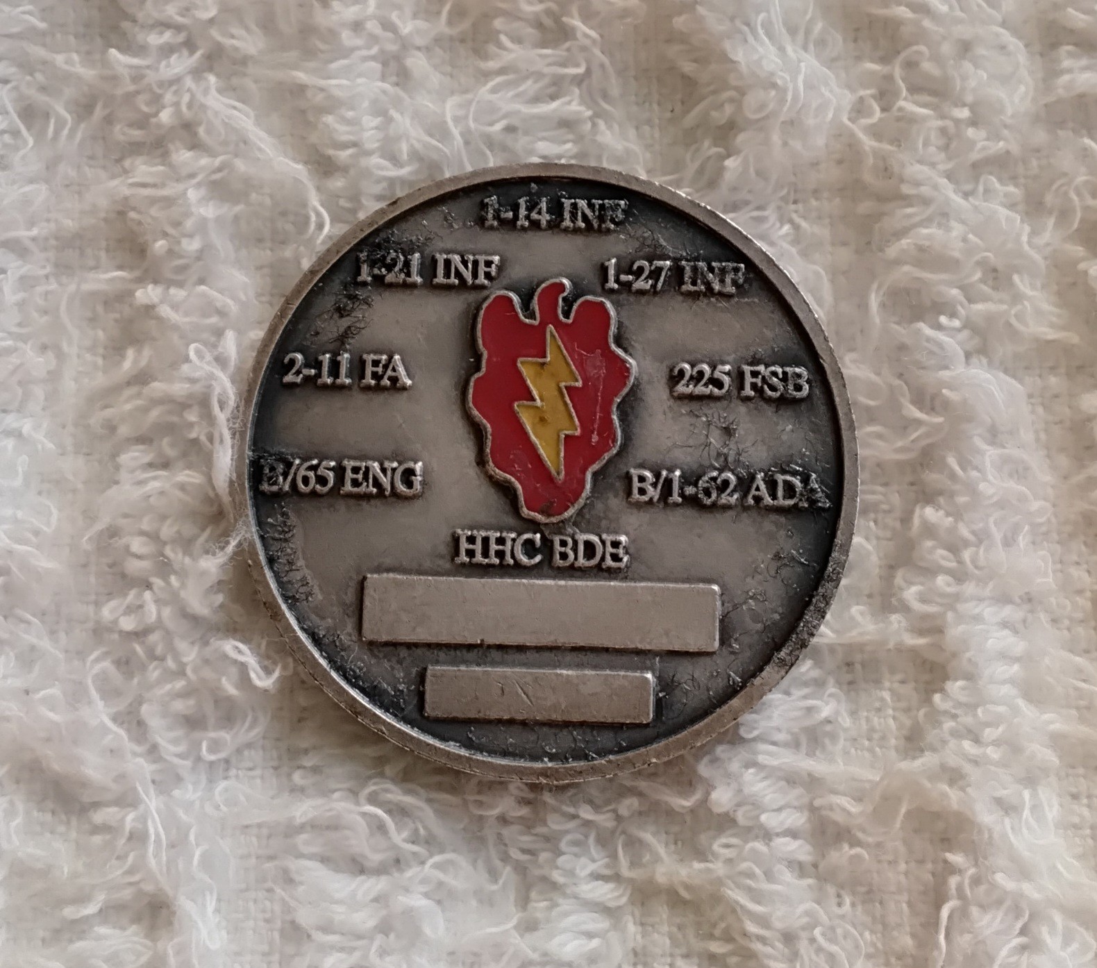 AUTHENTIC 25ID SCHOFIELD BARRACKS HAWAII WARRIOR 2ND BDE RARE CHALLENGE COIN gallery