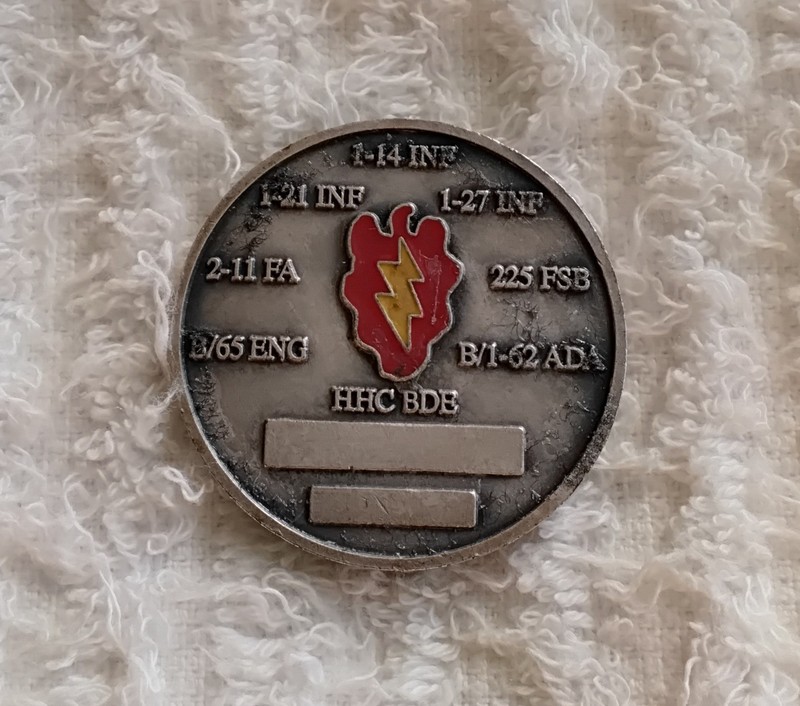AUTHENTIC 25ID SCHOFIELD BARRACKS HAWAII WARRIOR 2ND BDE RARE CHALLENGE COIN gallery