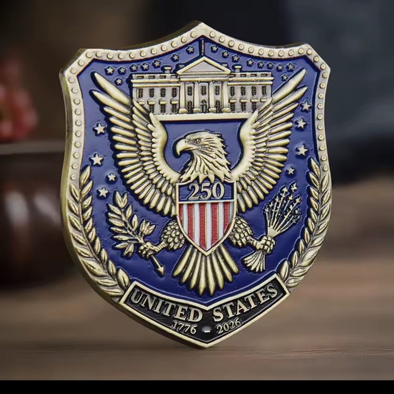 1pc 250th Anniversary U.S. Navy Shield Badge Challenge Coin gallery