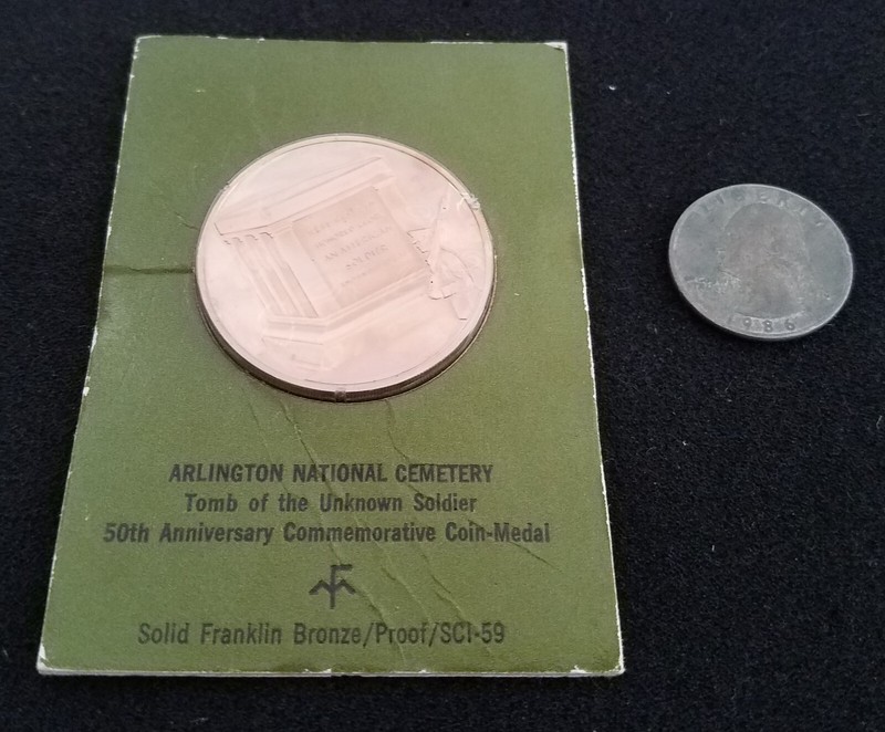 VINTAGE CARDED Tomb of the Unknown Guard The Old Guard BRONZE US Challenge Coin gallery