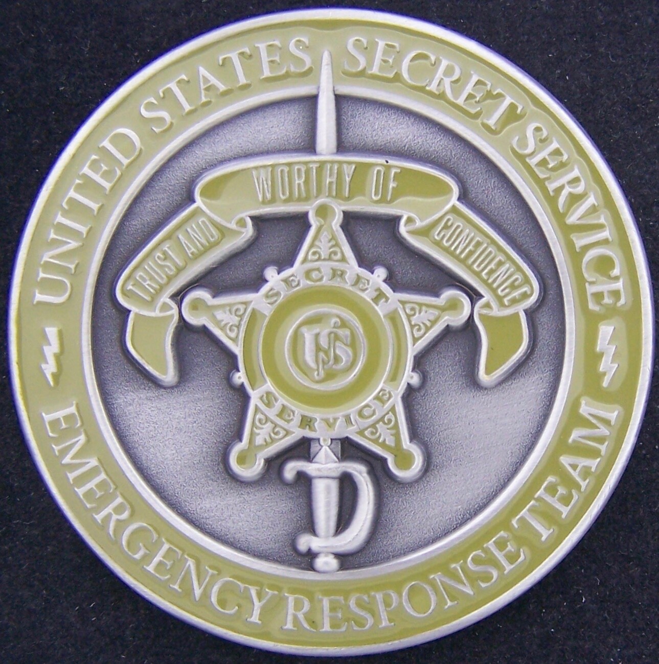 US Secret Service USSS Emergency Response Team ERT Green Challenge Coin gallery