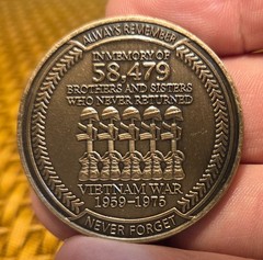 U.S. MILITARY CHALLENGE COIN “VIETNAM VETERANS” “SOME GAVE ALL”