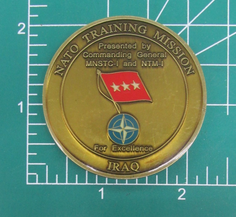 MultiNational Security Transition Command Iraq Commanding General Challenge Coin gallery