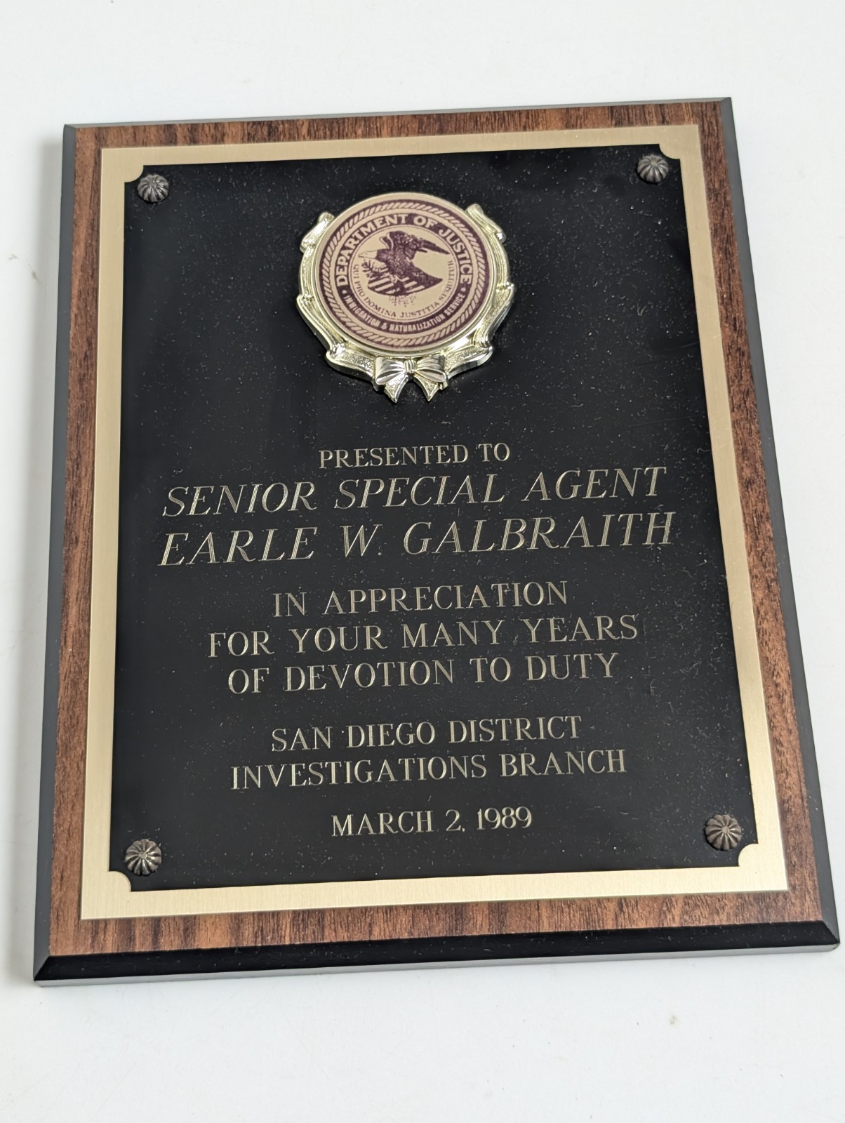 Vintage 1989 INS DOJ Senior Special Agent Retirement Plaque San Diego gallery