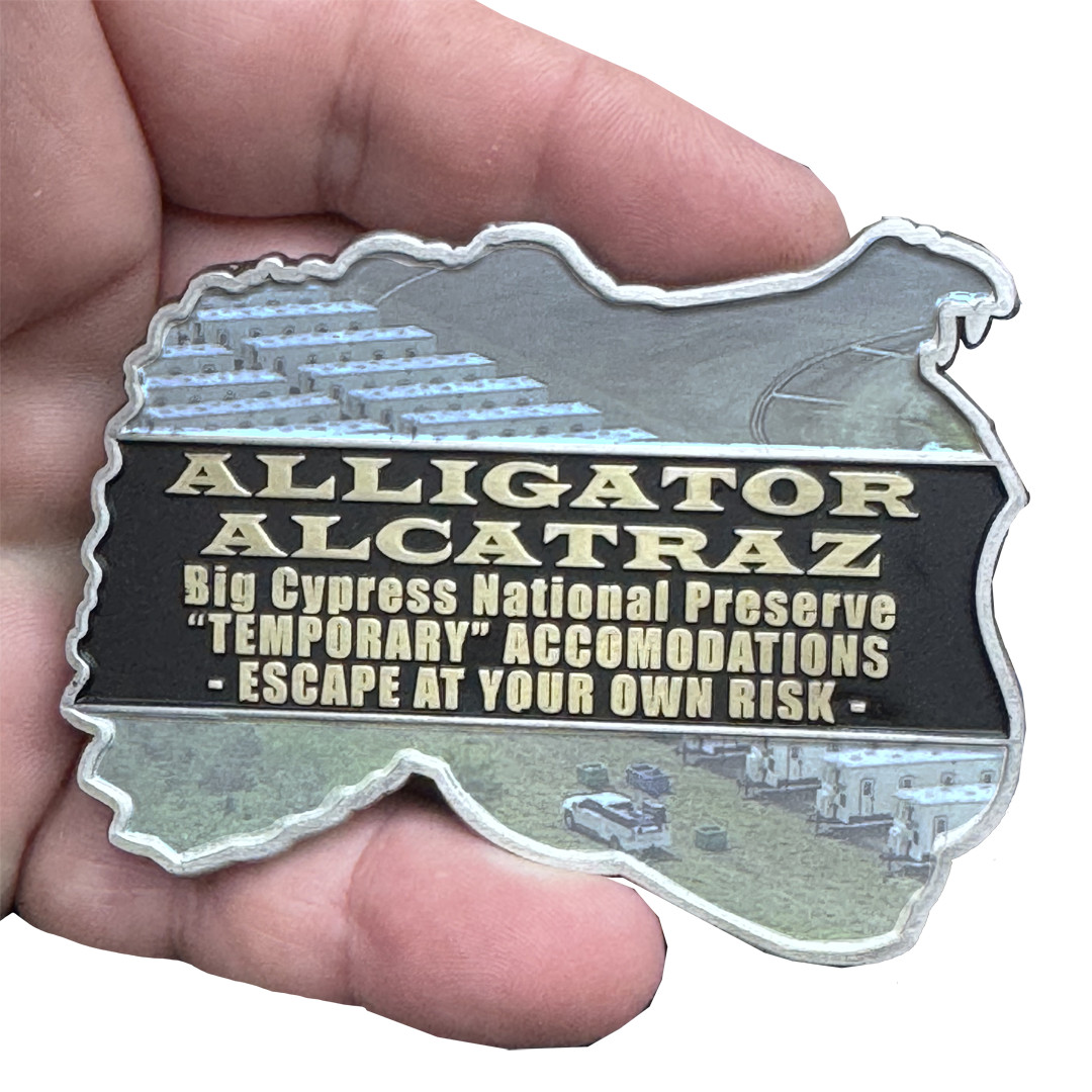 EL19-5 ICE Agent Alligator Alcatraz ICE Agent Challenge Coin Florida Gator gallery