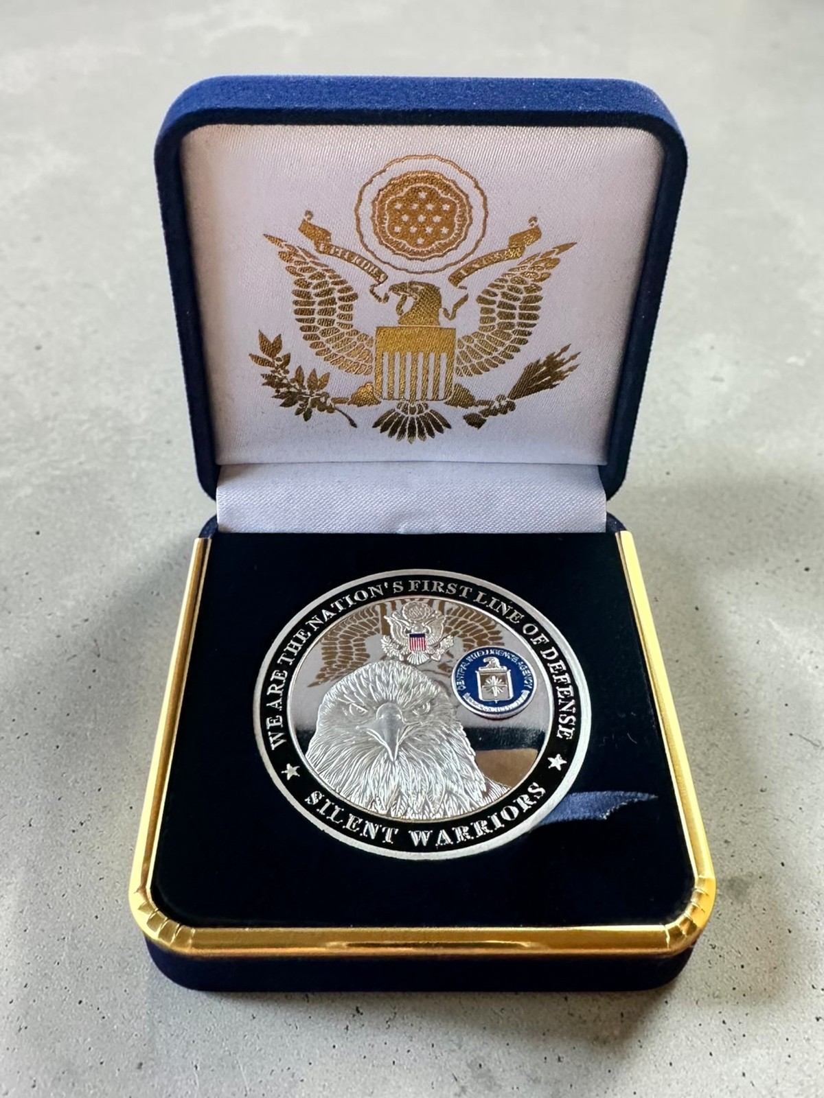 Central Intelligence Agency CIA Special Agent Challenge Coin in Velvet Case gallery