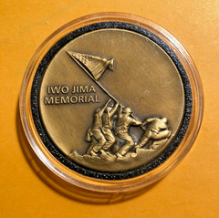 Challenge Coin IWO JIMA MEMORIAL Bronze Plastic Protective case #1147