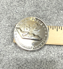 Vintage 2″ Coin B-2 First Flight Spirit of America 25th USAF Anniversary