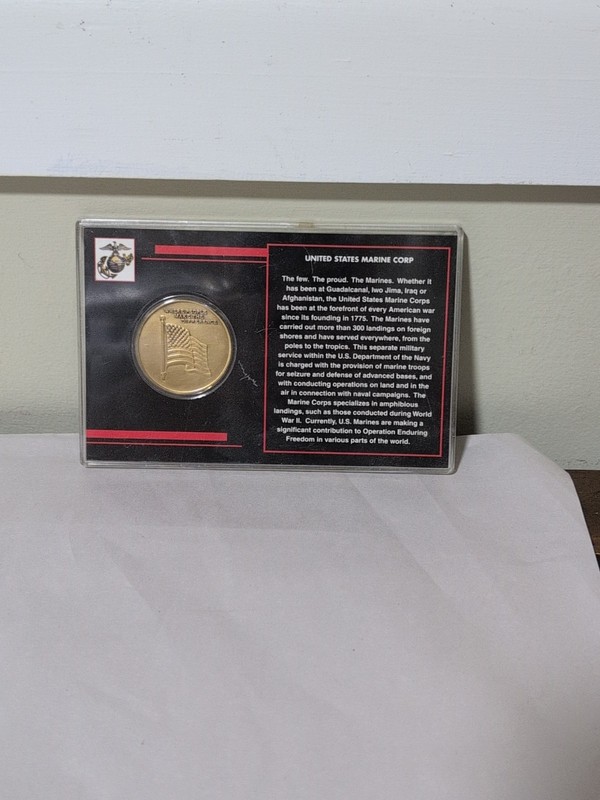 United States Marine Corp Challenge Coin USMC In Plastic Protector Case gallery